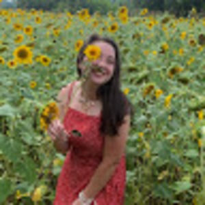 Meet your Posher, Elena